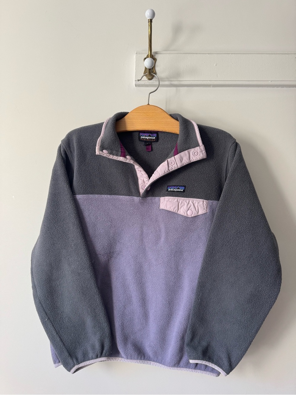 Patagonia Gray and Lavender Synchilla Quarter-Snap Fleece Pullover